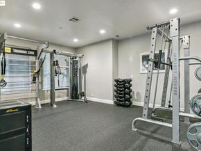 635 Canyon Oaks Dr B, Oakland CA 94605
