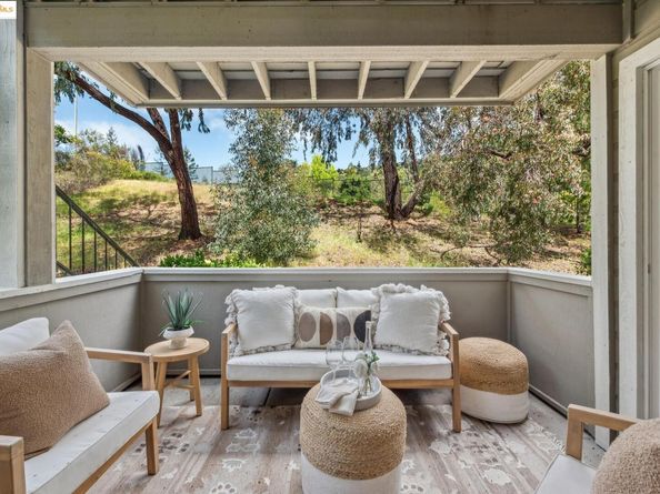635 Canyon Oaks Dr B, Oakland CA 94605