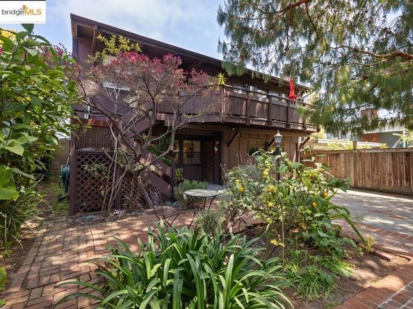 2915 Benvenue Ave APT C, Berkeley CA 94705