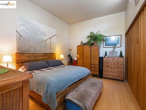 2915 Benvenue Ave APT C, Berkeley CA 94705