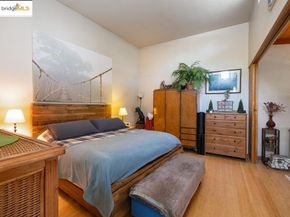 2915 Benvenue Ave APT C, Berkeley CA 94705