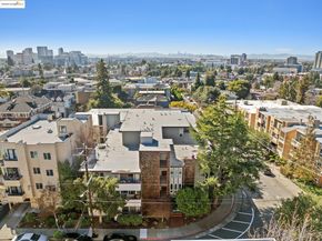 127 Bayo Vista 108, Oakland CA 94611