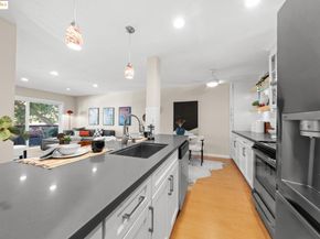 127 Bayo Vista 108, Oakland CA 94611