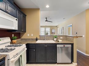 3290 Maguire Way 322, Dublin CA 94568