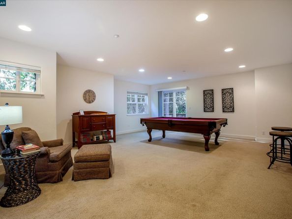1215 Alvarado Rd, Berkeley CA 94705