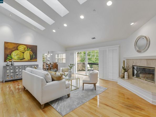 1215 Alvarado Rd, Berkeley CA 94705
