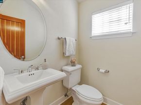 1215 Alvarado Rd, Berkeley CA 94705