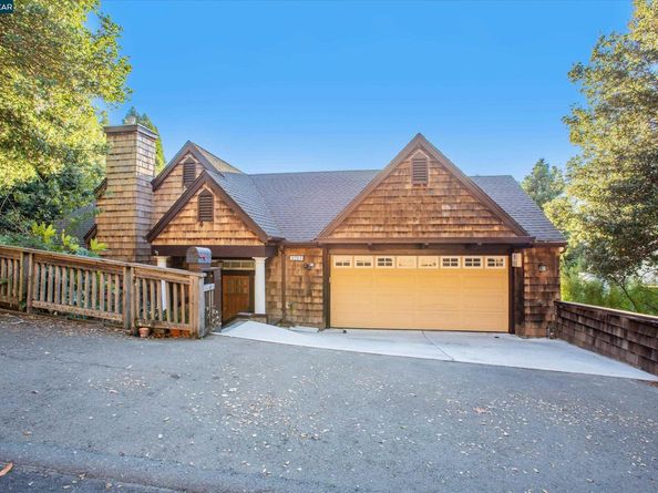 1215 Alvarado Rd, Berkeley CA 94705