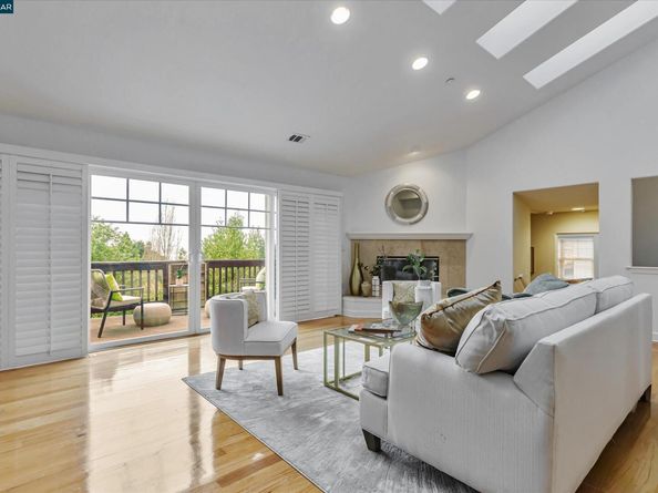 1215 Alvarado Rd, Berkeley CA 94705