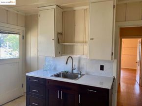 1100 Park AVE, Alameda CA 94501