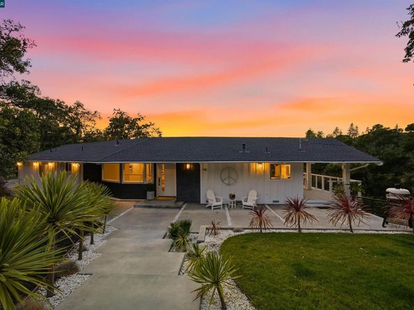 48 Via Floreado, Orinda CA 94563