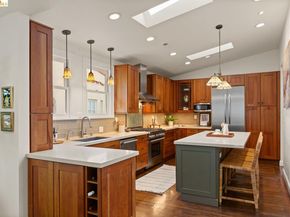 5960 Chabolyn Ter, Oakland CA 94618