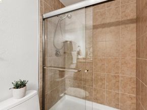 77 Fairmount Ave 203, Oakland CA 94611