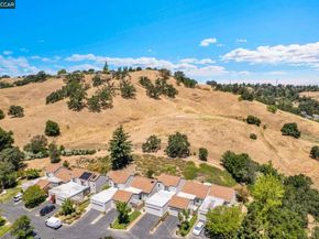 6450 Viewpoint Ct, Martinez CA 94553