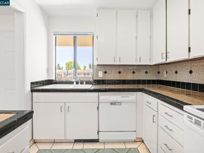1790 Ellis St 28, Concord CA 94520