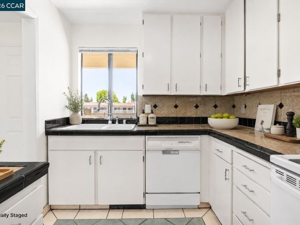 1790 Ellis St 28, Concord CA 94520