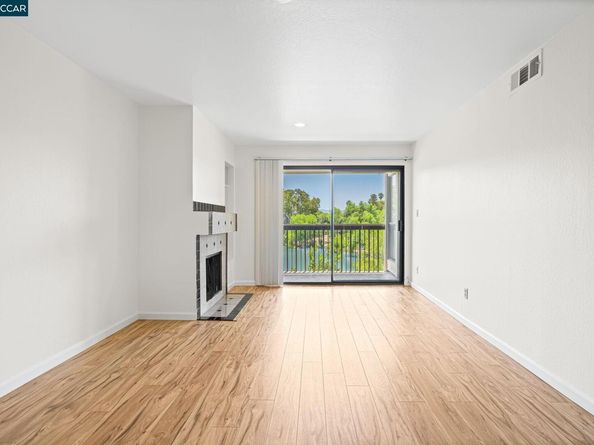 1790 Ellis St 28, Concord CA 94520