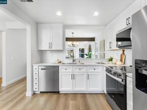 2407 Bay Meadows Cir, Pleasanton CA 94566