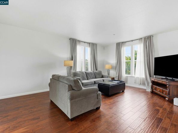 10875 Packard St.  163, Oakland CA 94603