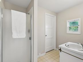 5430 Proctor Ave, Oakland CA 94618