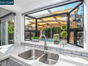 1154 Breckenridge Court, Martinez CA 94553
