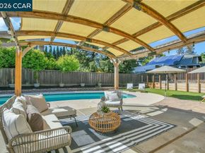 1154 Breckenridge Court, Martinez CA 94553