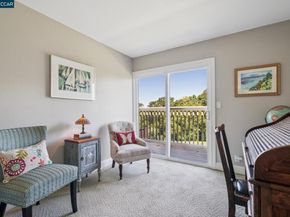 1933 Joseph Dr, Moraga CA 94556