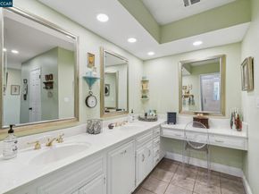 1933 Joseph Dr, Moraga CA 94556