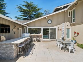1933 Joseph Dr, Moraga CA 94556