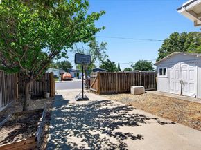 1202 N P St, Livermore CA 94551