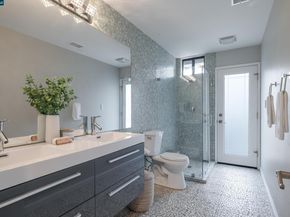 2 Leeward Glen, Lafayette CA 94549