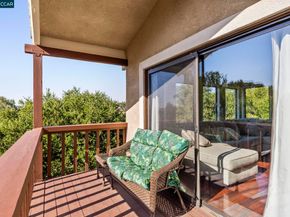 27468 Hayward Blvd, Hayward CA 94542