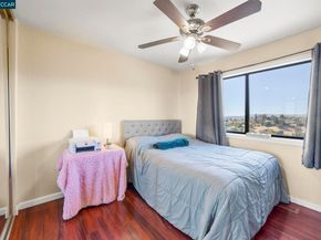 27468 Hayward Blvd, Hayward CA 94542