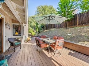 27468 Hayward Blvd, Hayward CA 94542