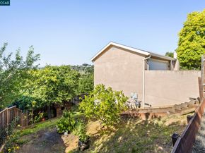 27468 Hayward Blvd, Hayward CA 94542