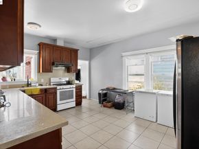 1810 Adeline St, Oakland CA 94607