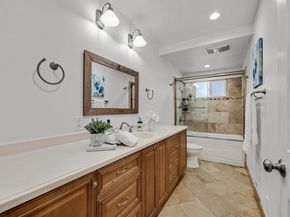 1120 Hollywood Ave 1, Oakland CA 94602