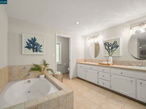 216 Royal Saint Ct, Danville CA 94526