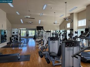 99 Marina Lakes Dr, Richmond CA 94804