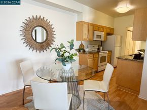 99 Marina Lakes Dr, Richmond CA 94804