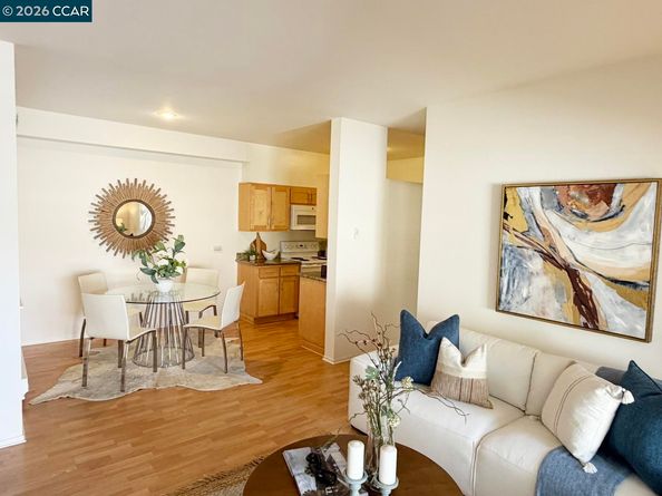 99 Marina Lakes Dr, Richmond CA 94804