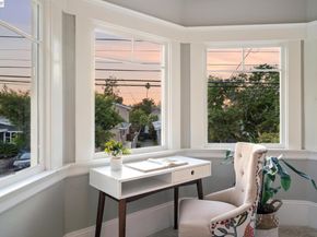 1222 Versailles Ave, Alameda CA 94501