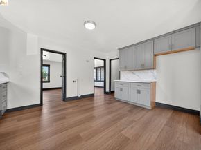5533 Edgerly St, Oakland CA 94621