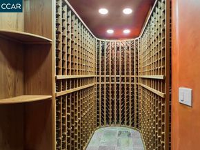 800 Hamilton Dr, Pleasant Hill CA 94523