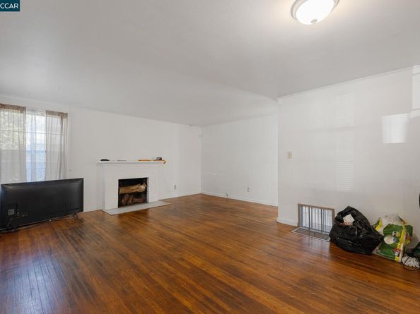 603 Almanza Dr, Oakland CA 94603