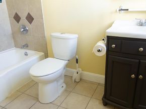 2260 90th Ave, Oakland CA 94603