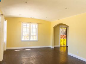 2260 90th Ave, Oakland CA 94603