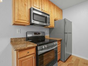 175 Sierra DR APT 303, Walnut Creek CA 94596
