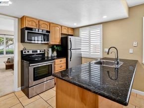 1939 De Vaca Way, Livermore CA 94550