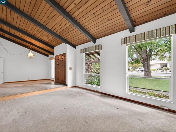 10 Edie Ct, Pleasant Hill CA 94523